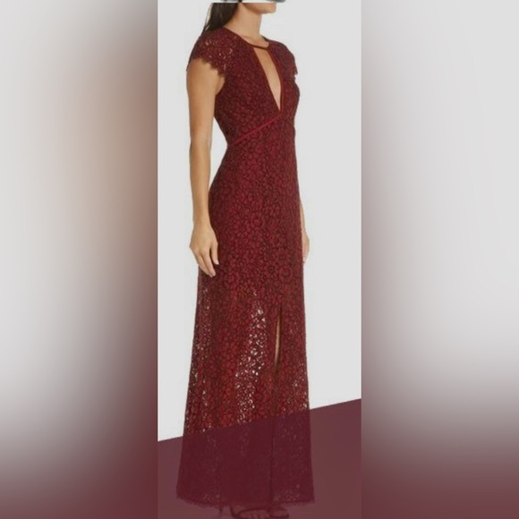 Harlyn Cap Sleeve Front Keyhole & Open Back Embroidered Lace Gown in Pomegranate - Picture 5 of 13
